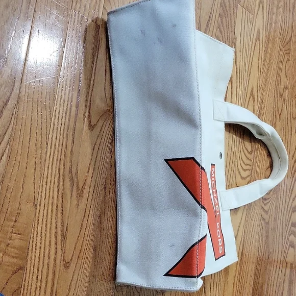 Vintage Michael Kors Cream and Orange Tote Bag - Picture 3 of 11